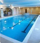 Al Bustan Tower Hotel Suites Шарджа