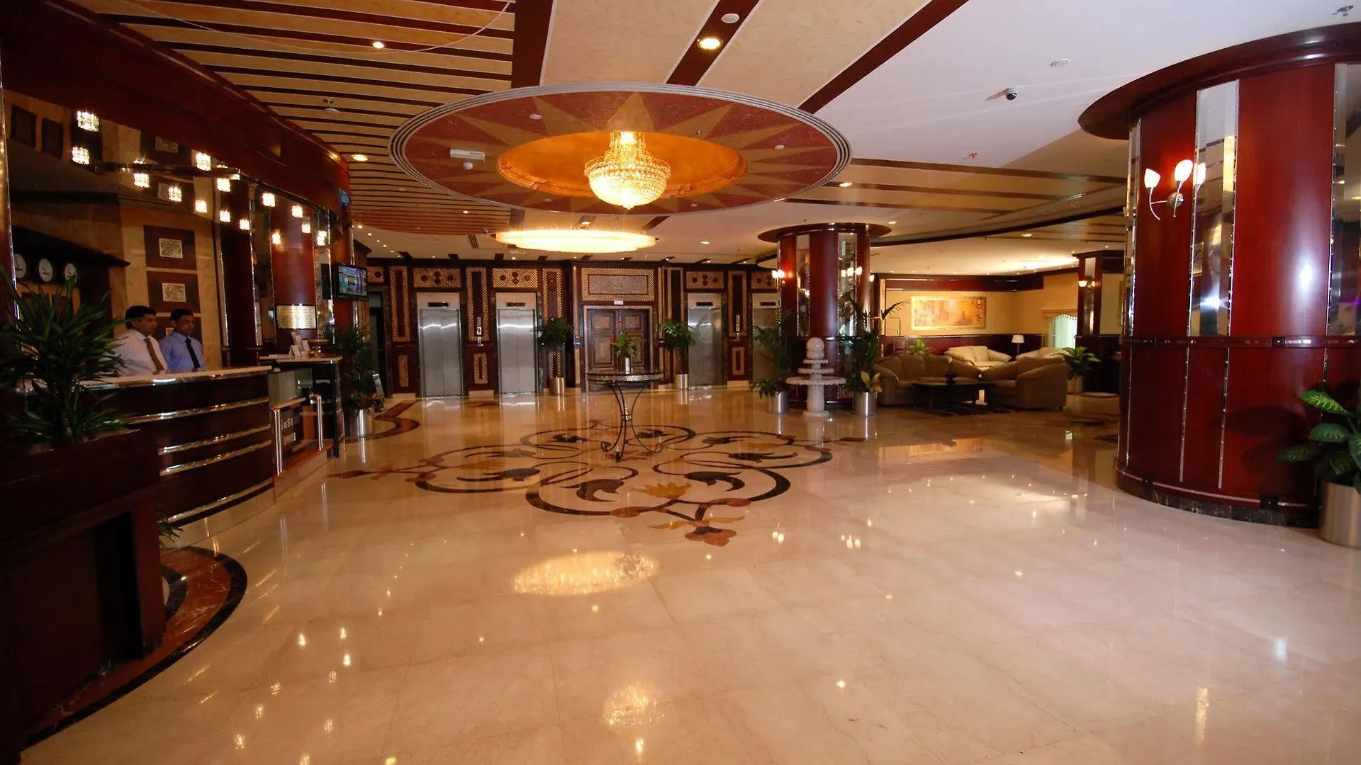 Апарт-отель Al Bustan Tower Hotel Suites Шарджа